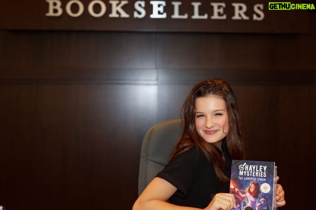 Haley LeBlanc Instagram - thank you to barnes & noble and thank you all for your support!!