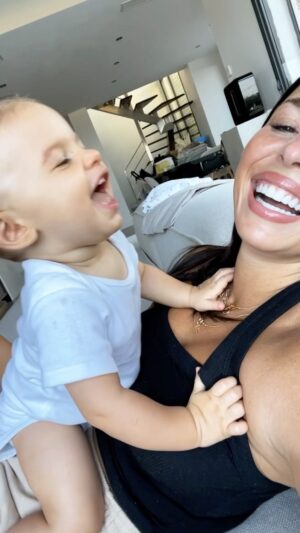 Stéphanie Durant Instagram - Quand il te dit « Maman »pour la première fois 🥺🥺🥺Mon amour ♥️♥️