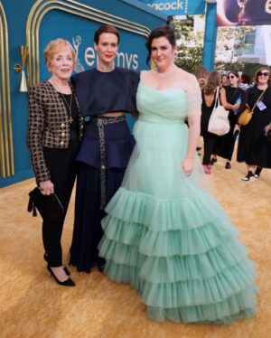 Sarah Paulson Instagram - True honor to be there. 
Thank you @televisionacad 
True honor to wear the magical creation of @nicolasghesquiere  @louisvuitton 
@karlawelchstylist 
@adambreuchaud 
@bridgetbragerhair 
@carasoin 
@hollandvtaylor ❤️
@msmelanielynskey 
@boucheron
@kristiestreicher
