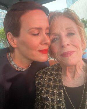 Sarah Paulson Instagram - True honor to be there. 
Thank you @televisionacad 
True honor to wear the magical creation of @nicolasghesquiere  @louisvuitton 
@karlawelchstylist 
@adambreuchaud 
@bridgetbragerhair 
@carasoin 
@hollandvtaylor ❤️
@msmelanielynskey 
@boucheron
@kristiestreicher