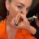 Claudia Salas Instagram - Donosti, me voy llenita de amor (parte1).

Maquillaje y peluquería (obra de ingeniería) de @cristina_salas_ 

Estilismo por súper @josejuan35 

@pralineparis 👗
@byfar_official 👠
@tousjewelry 💍

Pd: tengo la suerte de trabajar con un equipo que hacen match sin conocerse. Gracias amigxs.

#yslbeauty #makeuplook