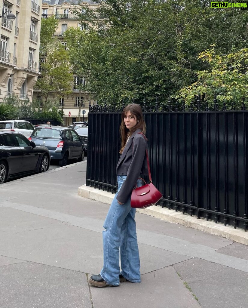 Georgina Amorós Instagram - Shurmis à Paris 🫶🏼🫀Merci @mymaisoninparis ✨

#MyMaisonInvalides
#MMIP