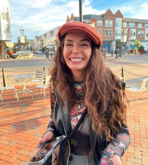 Ebru Şahin Instagram - No filter needed when i’m looking at 🧡