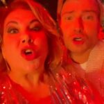 Marina Fedunkiv Instagram - Видеодевиз текущих выходных, записанный год назад, а главное - напоминание о дне рождении замечательного, настоящего друга и крутого талантливого артиста @nikolaibaskov С Днём рождения, дорогой Коля! 😘😘😘

#федункив #басков #деньрождения #выходные #актриса #камеди #суббота
