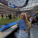 Kinsey Wolanski Instagram - Football sundays > 

Hair by the amazing @kacey_welch @thekaceywelchmethod