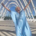 Yolanda Hadid Instagram – ❤️Feeling the magic in the Olympic stadium of Athens, Greece while filming Hollands Next top model, episode 9 now available on @videolandonline #hntm Makeup @dominiquesamuel Hair @remarcablehair styling @ciosoler