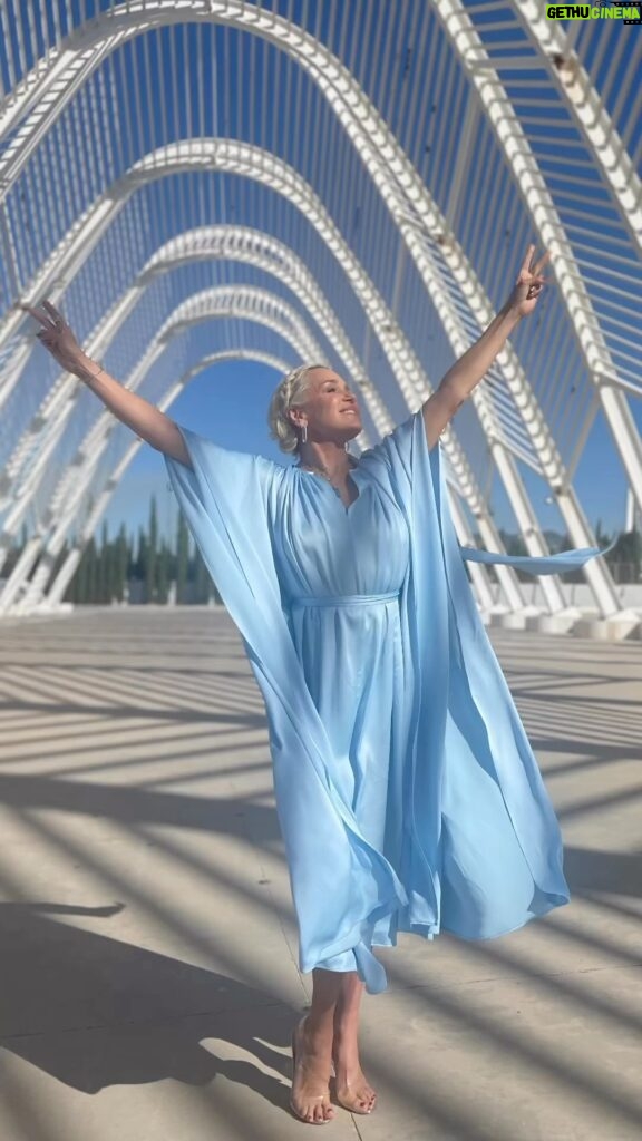 Yolanda Hadid Instagram - ❤️Feeling the magic in the Olympic stadium of Athens, Greece while filming Hollands Next top model, episode 9 now available on @videolandonline #hntm Makeup @dominiquesamuel Hair @remarcablehair styling @ciosoler