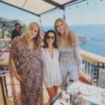 Aubrey Plaza Instagram - Here are some of the most beautiful and talented people I was lucky enough to get to work with on @thewhitelotus premiering tonight. What a trip. Enjoy… 🇮🇹 ❤️🇮🇹