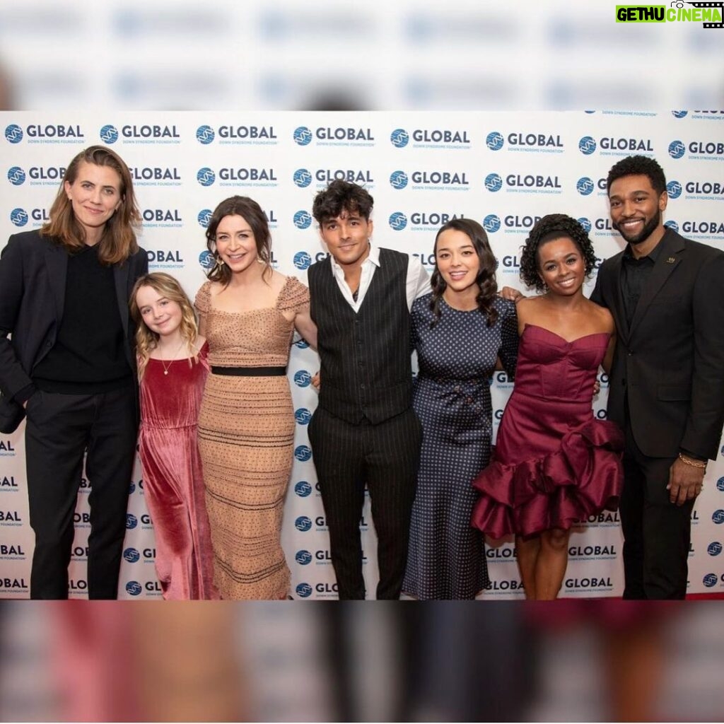 Caterina Scorsone Instagram - Absolutely magical night with all the incredible people at @globaldownsyndrome and so many friends from @greysabc LOVE my community so very, very much. @globaldownsyndrome @greysabc @alexisgfloyd @midoriglory @anthilll @genderless_gap_ad @niko_terho @realericdane  Hair Glam (who woke up very early to do our hair before the flight to Denver💕): @hairbyrenecortez