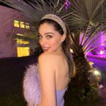 Cemre Baysel Instagram - 📸 @semihabezek 💜💜