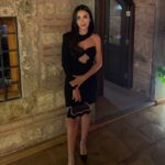 Özge Yağız Instagram -
