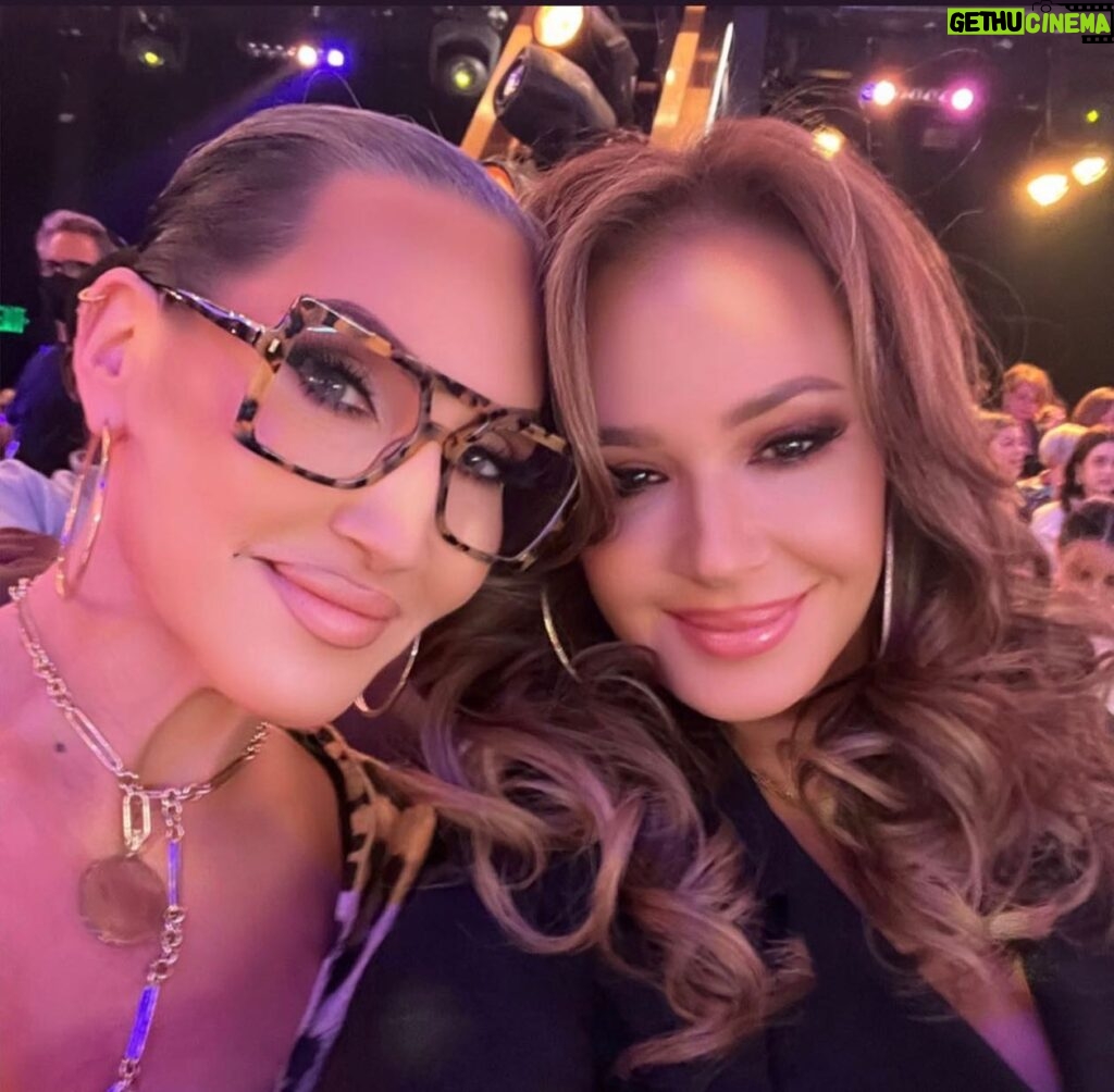 Leah Remini Instagram - Last night, @michellevisage and I attended the Dancing With The Stars season finale to watch our friend @cherylburke dance on the show for the last time. After 26 seasons, Cheryl is moving on as a pro and I couldn’t be prouder of her!