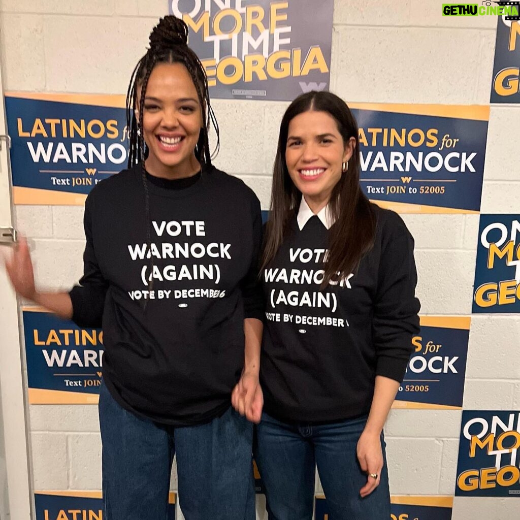 Tessa Thompson Instagram - We’re just two professional actresses who’ve forgotten how to pose naturally standing in front of Georgia asking her to vote now for @raphaelwarnock 

Early voting ends Dec 2nd. Election Day is Tuesday Dec 6th. #voteearly #georgiarunoff