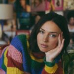 Rachel Cook Instagram - Sweater weather… 😇
