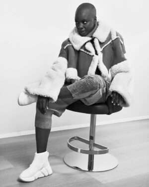 Danai Gurira Instagram - “You just have to throw your heart out there and do your utter best and bring as much excellence as you can to something, and then the rest is up to the hearts that receive it.”

Had a blast sitting down with @theamazingmagazine to discuss my exposure to collaboration and creativity growing up, my everlasting passion for activism, and of course, Black Panther: #WakandaForever. 

Editor-At-Large @the_zenjendaya 
Photographer @raynefitton 
Stylist @donaldlawrence8 
Makeup @makeupbytym 
Art Director @jordangoli 
Video Editor @leiphillips 
Digital Tech @mitchellguerrerophoto 
Photo Assistant @justsumguy_does_stuff 
Cape   Pants   Shoes @maisonvalentino