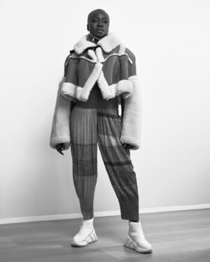 Danai Gurira Instagram - “You just have to throw your heart out there and do your utter best and bring as much excellence as you can to something, and then the rest is up to the hearts that receive it.”

Had a blast sitting down with @theamazingmagazine to discuss my exposure to collaboration and creativity growing up, my everlasting passion for activism, and of course, Black Panther: #WakandaForever. 

Editor-At-Large @the_zenjendaya 
Photographer @raynefitton 
Stylist @donaldlawrence8 
Makeup @makeupbytym 
Art Director @jordangoli 
Video Editor @leiphillips 
Digital Tech @mitchellguerrerophoto 
Photo Assistant @justsumguy_does_stuff 
Cape   Pants   Shoes @maisonvalentino