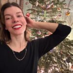 Milla Jovovich Instagram – Happy Holidays from our family to you all! We’re so lucky to be taking a winter break so the cast and crew of my new film IN THE LOST LANDS can see their families and just rest from the crazy schedule we’ve been keeping. They have worked so hard to make our movie as amazing as possible and I can’t tell you how much i see and appreciate their hard work. We’ll finish the movie after the new year, but till then, it’s family time and just enjoying some time off to appreciate our loved ones. I send you all so much love and I truly hope this New Year brings us all closer to everything we wish and pray for. Xo m❤️❤️❤️ p.s. thank you so much @loratelier for my gorgeous gold chain necklace!! It’s what I really wanted for my vanity on Christmas😂🙏