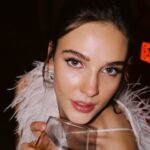 Alina Boz Instagram - about last night #YılbaşıGecesi 🪶🎄