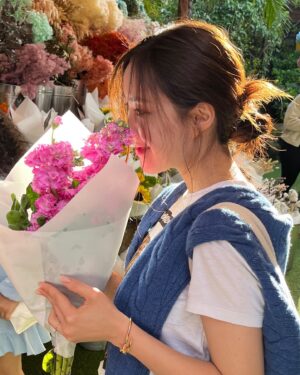Hyomin Instagram - Moment of Love 2022 🤎
여러모로 나에겐 선물 같았던 2022년. 고마웠어~ 안녕!