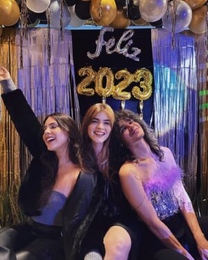 Sheryl Rubio Instagram - Hola 2023! empecé este año con mis personas favoritas, en uno de mis lugares favoritos ❤️ gracias @sabanagrandefood por una noche maravillosa!