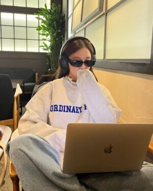 Hyomin Instagram - Moment of Love 2022 🤎
여러모로 나에겐 선물 같았던 2022년. 고마웠어~ 안녕!