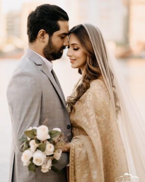 Bidya Sinha Saha Mim Instagram - 365 days later, and I'm still crazy about you.
Happy anniversary my 🖤

Thank you @redwanrajuphotographydxb For capturing such a beautiful moment for us.

Saree- @naiyoree