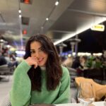 Özge Yağız Instagram -