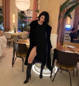 Merve Boluğur Instagram - Shit