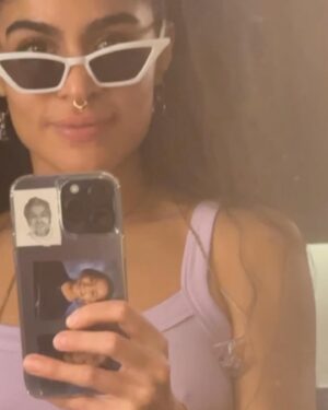 Jessie Reyez Instagram - Is it 
Proper wankered 
Propa wankad or
Propuh wankawd 
?
N e way euro tour been a vibe 🦦