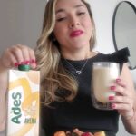 Sherlyn Instagram - Un buen desayuno siempre viene acompañado del nuevo @ades_mex Avena, sus beneficios son muy saludables y esta riquísima 🫶🏼✨