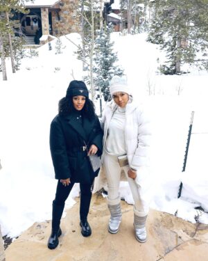 LeToya Luckett Instagram - ✨Bundle up✨

📸 || @sterlingpics 

@exquisitemo
@toyajohnson
@adriajw
 @ababyrn11
@ashaunnakayars
@marilyn_battiel
@dreanicolephotography
@therealnoigjeremy
@allaboutmelinda
@chefemaninicole
@byobgina
@chantailleelise