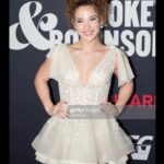 Sofie Dossi Instagram - Beautiful night of celebrations ✨ 

#PersonsoftheYear #MusicCares #MusicCaresForUs @musicares @recordingacademy 
.
Styled by @jazminwhitley