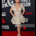 Sofie Dossi Instagram - Beautiful night of celebrations ✨ 

#PersonsoftheYear #MusicCares #MusicCaresForUs @musicares @recordingacademy 
.
Styled by @jazminwhitley