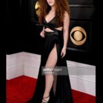 Sofie Dossi Instagram - #Grammys are about to start at 5pm PT. Tune in @cbstv 🖤
.
.Styled by @jazminwhitley