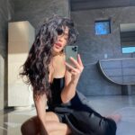 Valkyrae Instagram - Just a Filipina/German girl who growing up was ashamed of her natural hair but now embracing it more than ever🥲