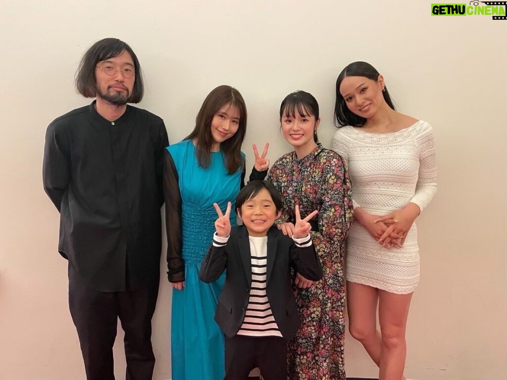 Kasumi Arimura Instagram - 🪐

映画「ちひろさん」完成披露試写会でした。
2月23日に劇場公開、Netflixにて配信されますので
お楽しみに😌