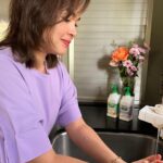Judy Ann Santos Instagram - Every time I'm in the kitchen I make sure na gamit ko ang Green Cross Antibacterial Hand Soap in washing my hands dahil it helps remove kitchen odors and eliminates 99.99% of germs. Perfect gamitin bago at pagkatapos magluto. Kaya mga mommies, dapat sigurado parati ang gamit natin! Try niyo na din ang Green Cross Antibacterial Hand Soap! Sigurado! 💜