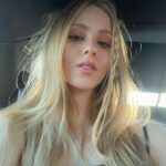 Loreto Peralta Instagram - 🥥 🌴