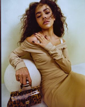 Antonia Gentry Instagram - FLAUNT outtakes courtesy of @alvinkeanwong 🥰 one of my favorites