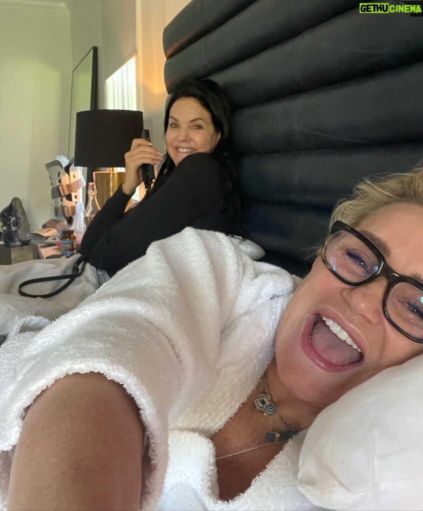 Yolanda Hadid Instagram - ❤️Living life, present and in the moment…. After my 10 month social media detox i am trying to figure out a healthy way of connecting with my online community without making it a daily thing because posting and engaging in social media can take up too many hours of my day. Maybe its the escape of the everyday struggles we all face but it also makes you disassociate from real life connections, missing out on real time conversations and blessings. I don’t know the answers but i do see the red flags, it seems like crack cocaine for the brain and the addiction is real….
I believe that there is a lot of mental health issues attached to it as well, sensory overload of the nervous system and feelings of not being good enough in comparison to others. Steve Jobs did not give a iphone to his own kids for a very good reason…  Only In time will we learn the consequences of phone and social media addictions, in the mean time try to stay present, enjoy your family time, have a cup of coffee with a friend, put your phone away when you are with young children, make those around you feel worthy of your time and attention so together we can see all the beauty life has to offer….