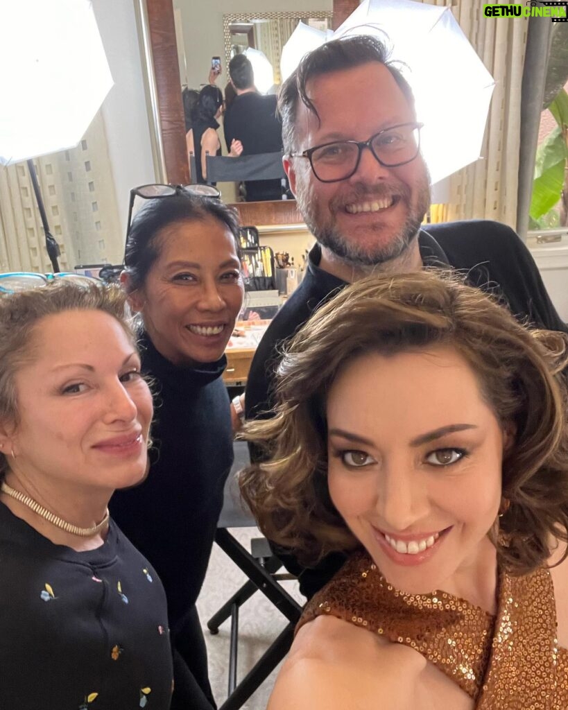 Aubrey Plaza Instagram - Best dress ever! Best date ever! Best team ever! Thank you @michaelkors for this beautiful custom dress making me feel like a 70’s movie star 🤎🤎🤎
Jewelry by @mouawad 
Styled by @highheelprncess 
Makeup by @kathyjeung 
Hair by @marktownsend1 
Color @traceycunningham1 
Nails @jolene.b.nails