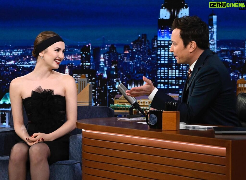 Maude Apatow Instagram - Tune in to @fallontonight for a special guest… 🤫