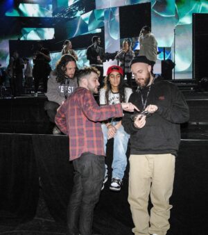 Jessie Reyez Instagram - YESSIE the album won a @thejunoawards :) 

I didn’t get to celebrate… the night took a turn. I’ll tell you why later. It’s a wild story. 

For now, I’m grateful to God, grateful for my wickedly proficient team that excel everywhere I am weak and who forever rise to the occasion, grateful for mi familia y el amor puro que siempre me an enseñado, grateful for any and all adversity that’s given me my thick skin and my resilience and my focus and lastly grateful that my vocal chords happen to sound the way that they do cuz life could be different and it ain’t. ❤️

@byron1851 you’re a patient thug and I’m profoundly grateful for you grinding and sticking with me 

@jermithomas your ear is lit and the only thing to rival it is ur heart :) more wins 

To all of the amazing creatives involved with bringing “YESSIE” to life, thank you for building this with me and manifesting these audible memories into reality, @timsuby @rykeyz especially y’all 

@steph__major blessed me the entire weekend, thank you for pushing me out of my comfort zone while maintaining the fabric of who I am 

@matthewburnett  ur a human Swiss Army knife and I strive to b as proficiently talented as u 

Photos by the great @pharrisdesigns 

Thank you to everyone involved with YESSIE and everyone involved with making that performance what it was. 

It’s love. 
 
Ps. 
No I didn’t shave my legs yet 
I might some day, I might not 
Point is, I do what I want 
Disrespectfully yours 
-Yessie