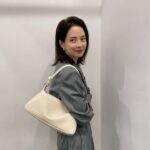 Song Ji-hyo Instagram - 🫰🏻#엘레강스파리