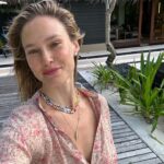 Bar Refaeli Instagram - 🪷🫶🏼