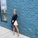 Zonnique Pullins Instagram - It's literally 4 of the same pic and all of em HIT
Press day #gostreamthebreakup
