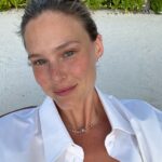 Bar Refaeli Instagram - Slide through for the best part me 🫶🏼
