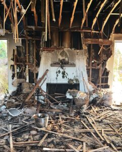 Caterina Scorsone Instagram - Hello friends ❤️ (cw: fire/loss)
A couple of months ago my house burned down. While getting my kids ready for bed and finishing bath time, smoke began to seep up through the grout around the tub. When I looked down the hallway a river of thick black smoke had already formed and was filling the house.
One thing about fires: they happen fast. I had about two minutes to get my three kids out of the house, and we escaped with less than shoes on our feet. But we got out. And for that I am eternally grateful. 
Heartbreakingly, we lost all four of our pets. We are still sitting with that loss, but we are lucky we got to love them at all. 

This is not a post about a fire. This is a post about community. This is a love letter to the incredible people that showed up and the incredible ways that they did. Thank you to the firefighters and the investigators (thank you Trey!) Thank you to my neighbor who answered our frantic knocks at her door. Thank you to the parents at my kids’ school who sent toys and books, my friends at @greysabc and @shondaland who sent clothing and supplies, my sisters who flew in to handle logistics so that I could be with my kids. Thank you to my team who made everything easier. 

What we learned is that the only thing that matters are the people (and beings) that you love. The only thing that matters is community. We would not be here without it and we are so grateful. Thank you. 

Here are some photos to honor the space we once called home, to say goodbye to the animals that loved us so well, and to celebrate that we have the only thing we ever really needed: each other. -Love, Caterina ❤️