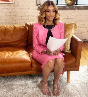 Tami Roman Instagram - Pretty in pink 💗

Squad: @marlohampton @tashamackmua @therealtashad