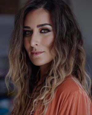 Amina Khalil Thumbnail - 181.8K Likes - Most Liked Instagram Photos